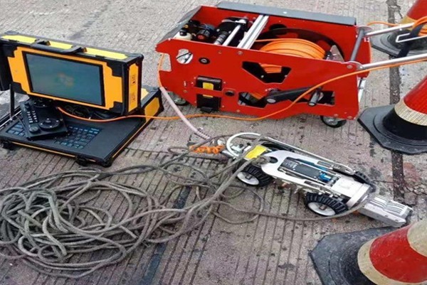 噶尔CCTV管道检测机器人